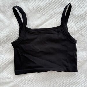 Aritzia Black Seamless Top